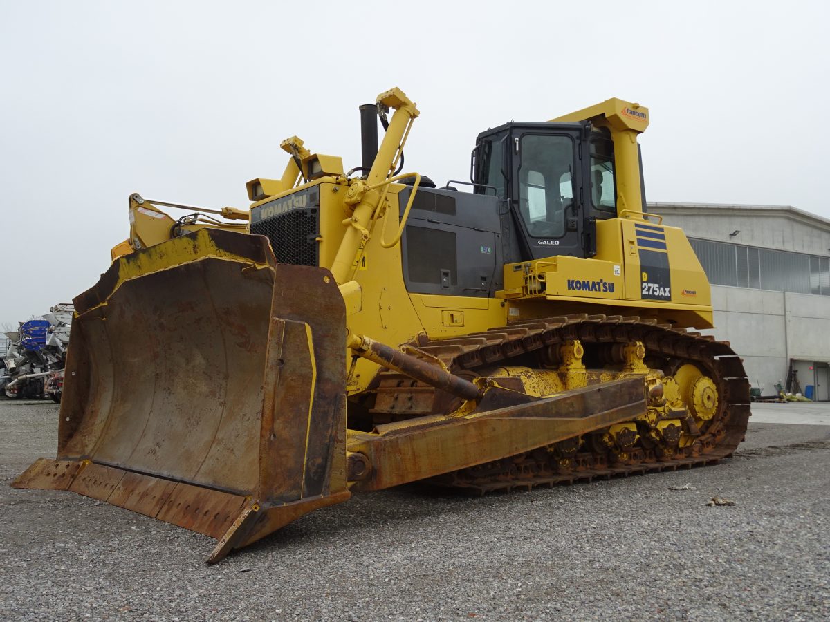 KOMATSU D275AX-5E0