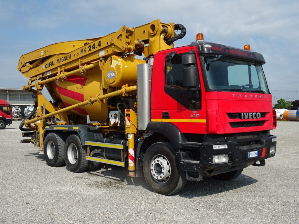 IVECO  TRAKKER 410  CIFA MAGNUM MK24.4