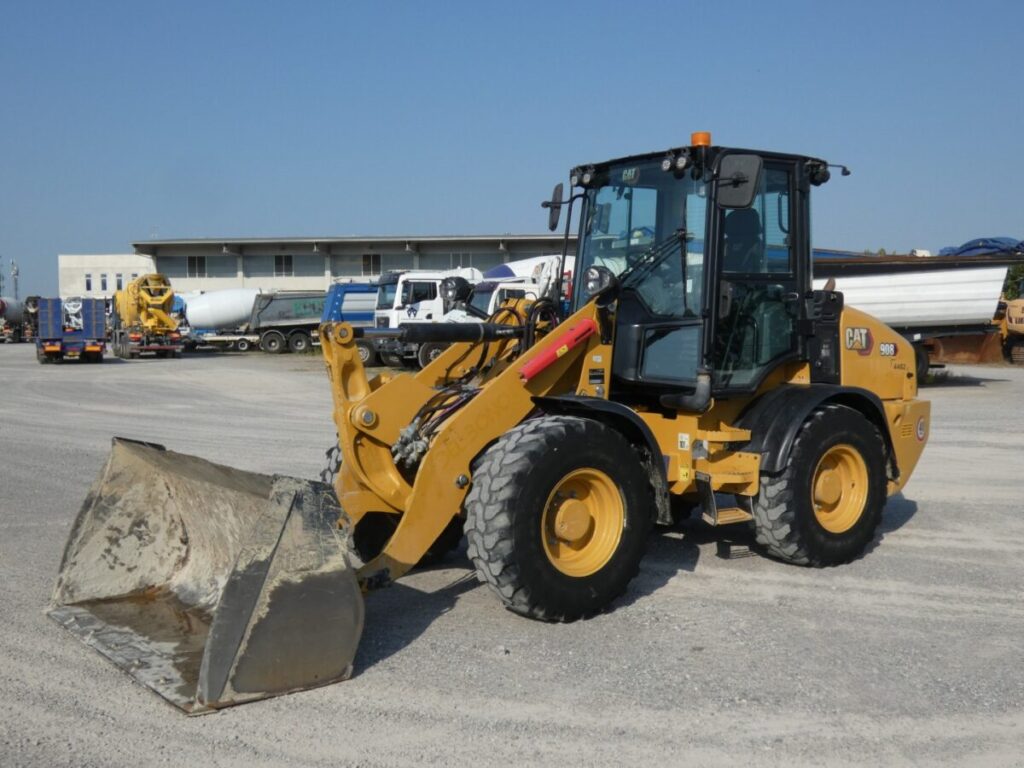 CATERPILLAR 908